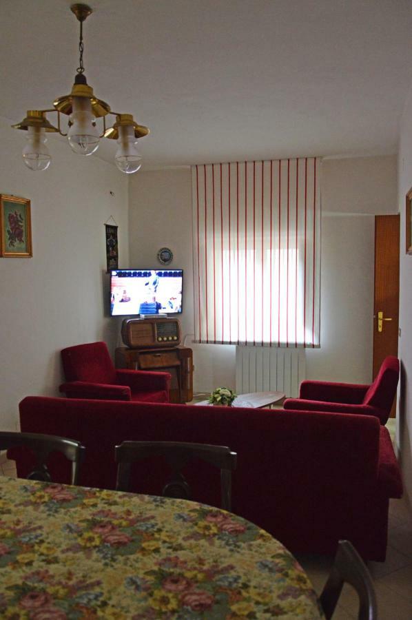 La Casa Di Zia Nina Villa Campolattaro Buitenkant foto